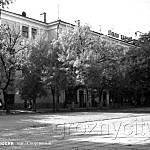 Проспект Революции. Магазин Спортивный. Фото Константина Зубарева.
