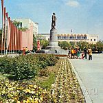 Центральная грозненская площадь имени В. И. Ленина