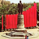 Центральная грозненская площадь имени В. И. Ленина