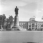 Центральная грозненская площадь имени В. И. Ленина