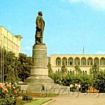 Центральная грозненская площадь имени В. И. Ленина