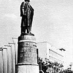 Центральная грозненская площадь имени В. И. Ленина