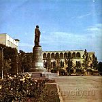 Центральная грозненская площадь имени В. И. Ленина