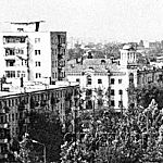 Первый в Грозном 9-этажный дом - Маяк. Архитектор Г. Мамышев.